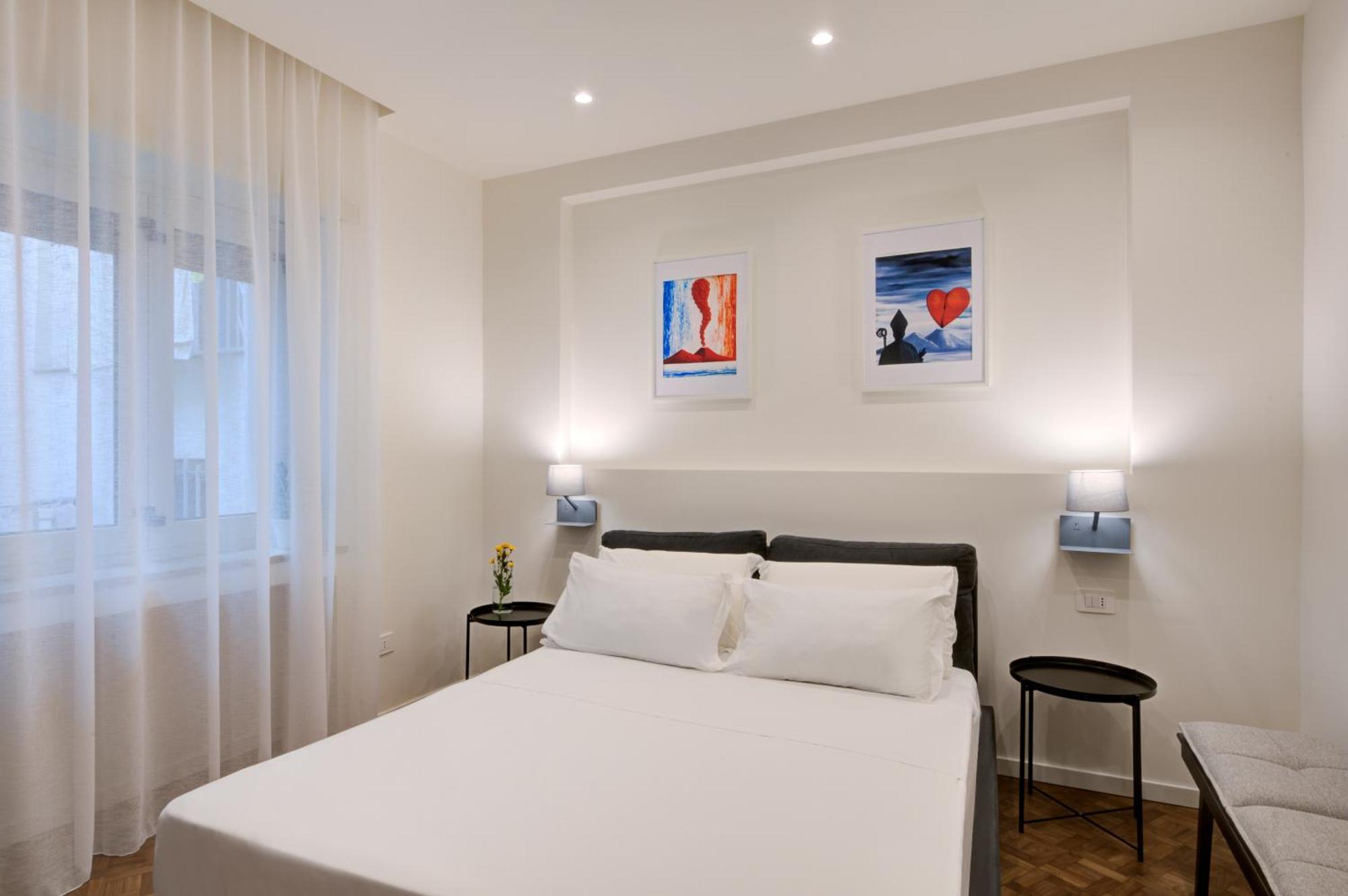Well - Piazza Dei Martiri Bed & Breakfast Napels